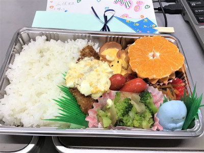 お弁当４